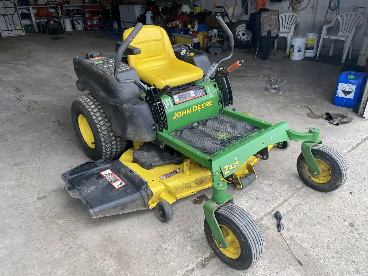 Z425 john deere price sale