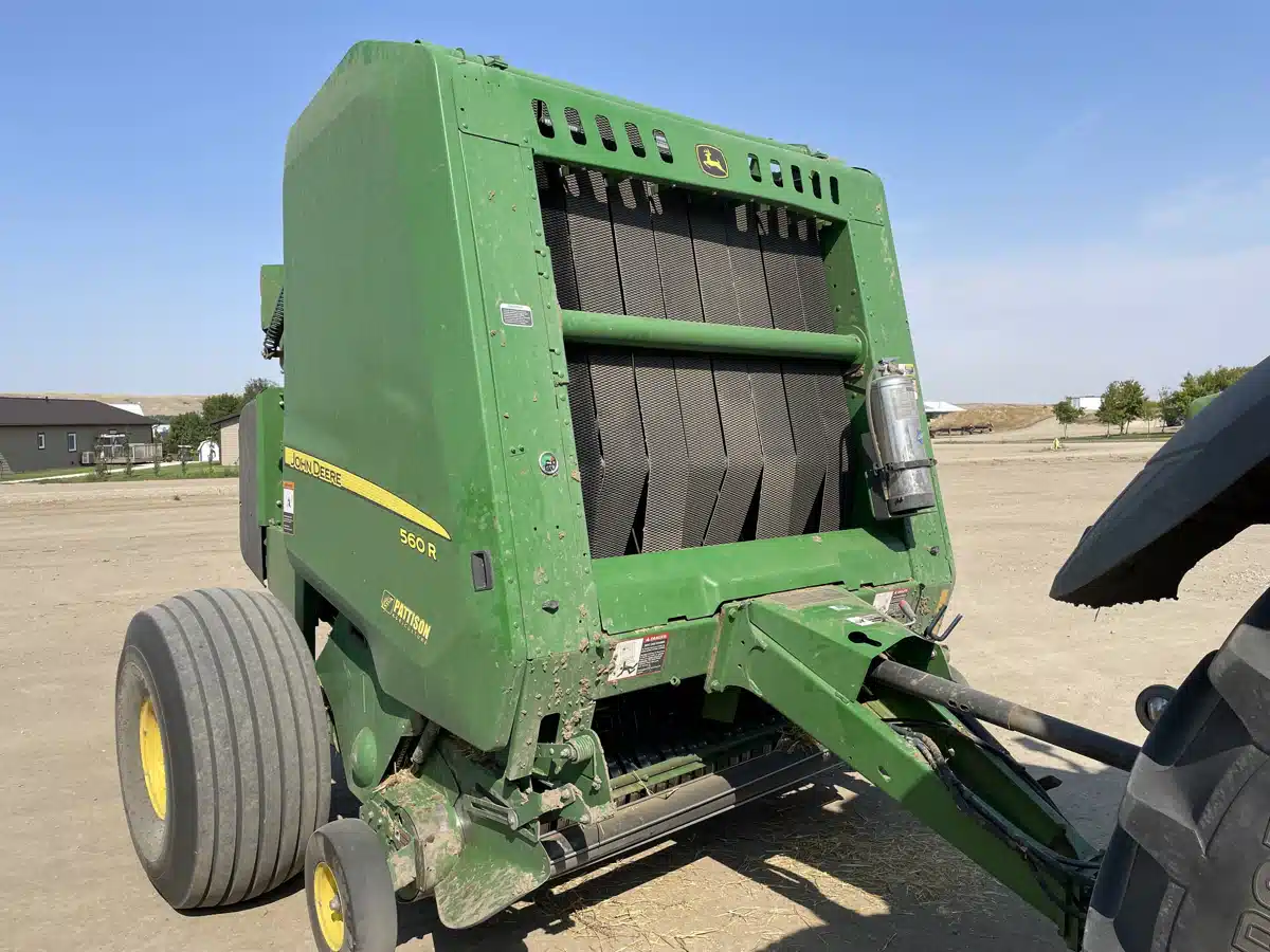 Gallery image 2 for Used 2022 John Deere 560R Round Baler