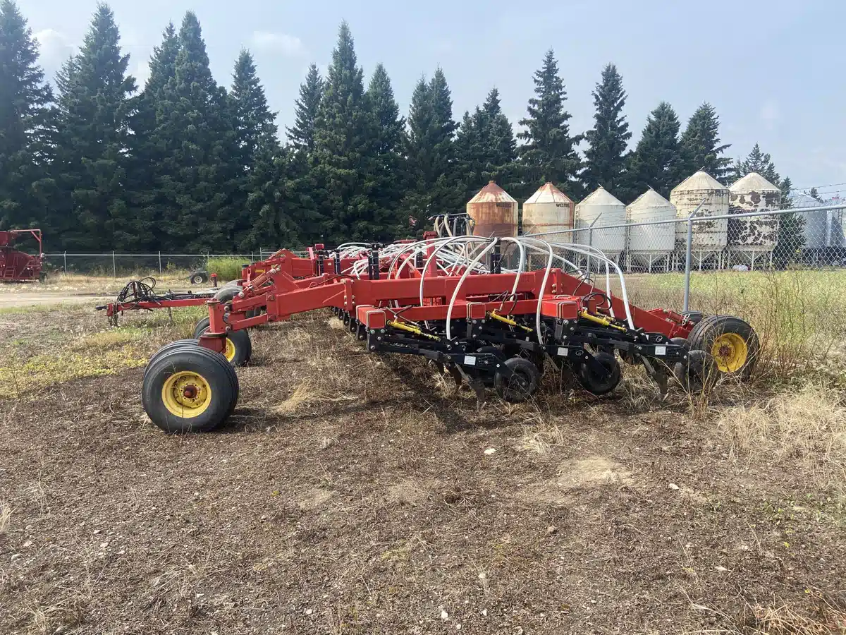 Gallery image 2 for Used 2012 Bourgault 3320-76 Air Drill