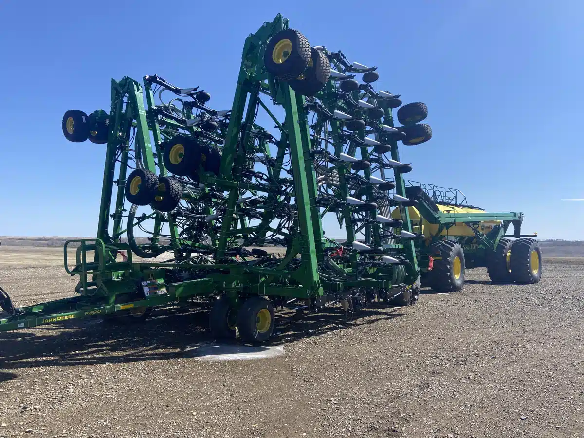 Gallery image 1 for Used 2024 John Deere P690 Air Drill
