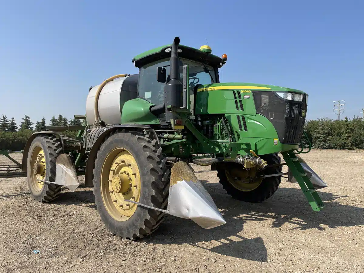 Gallery image 2 for Used 2020 John Deere 4060 Sprayer - Self Propelled