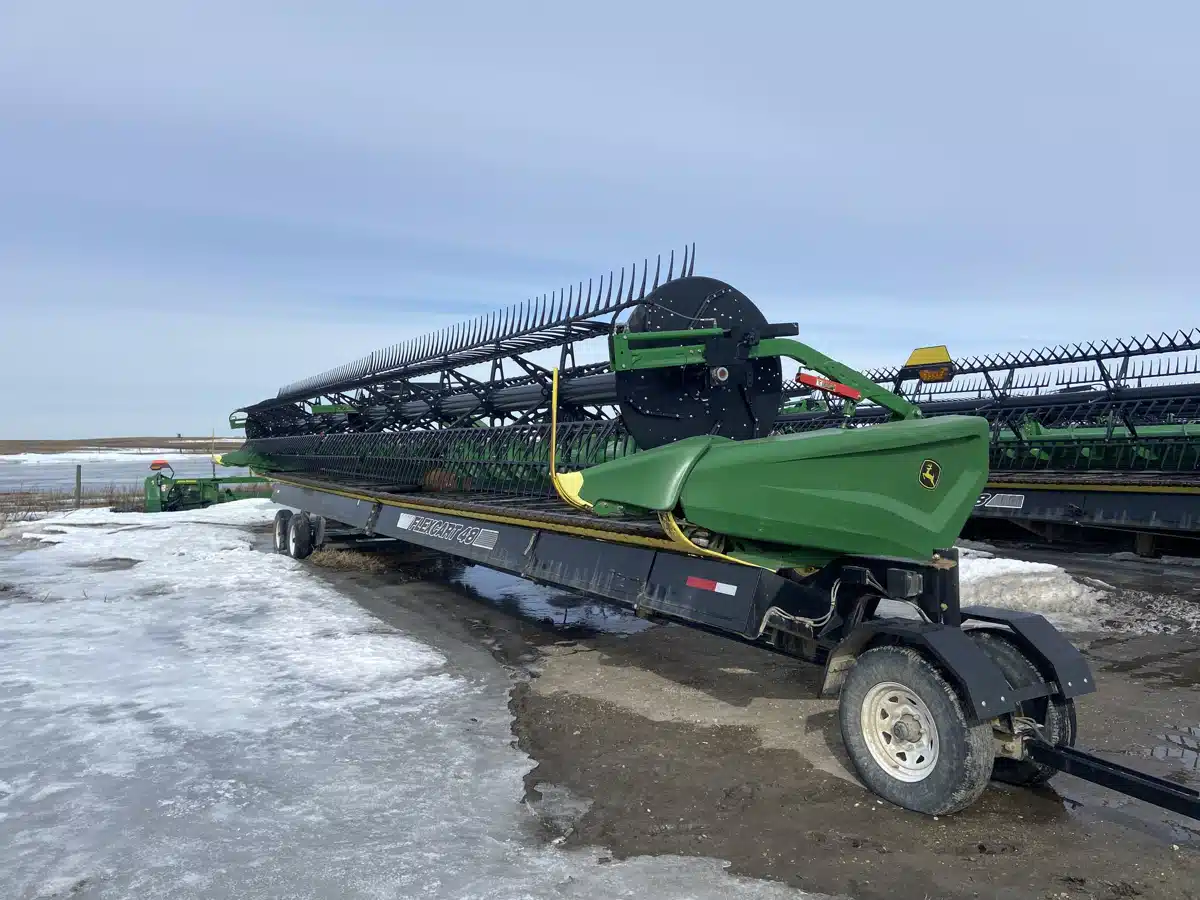Gallery image 1 for Used 2022 John Deere HD50R Header Combine