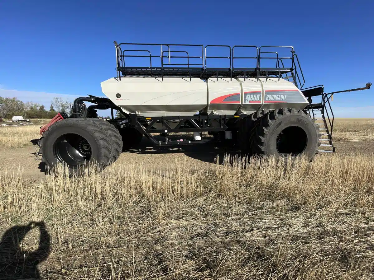 Gallery image 2 for Used 2024 Bourgault 9950 Air Cart
