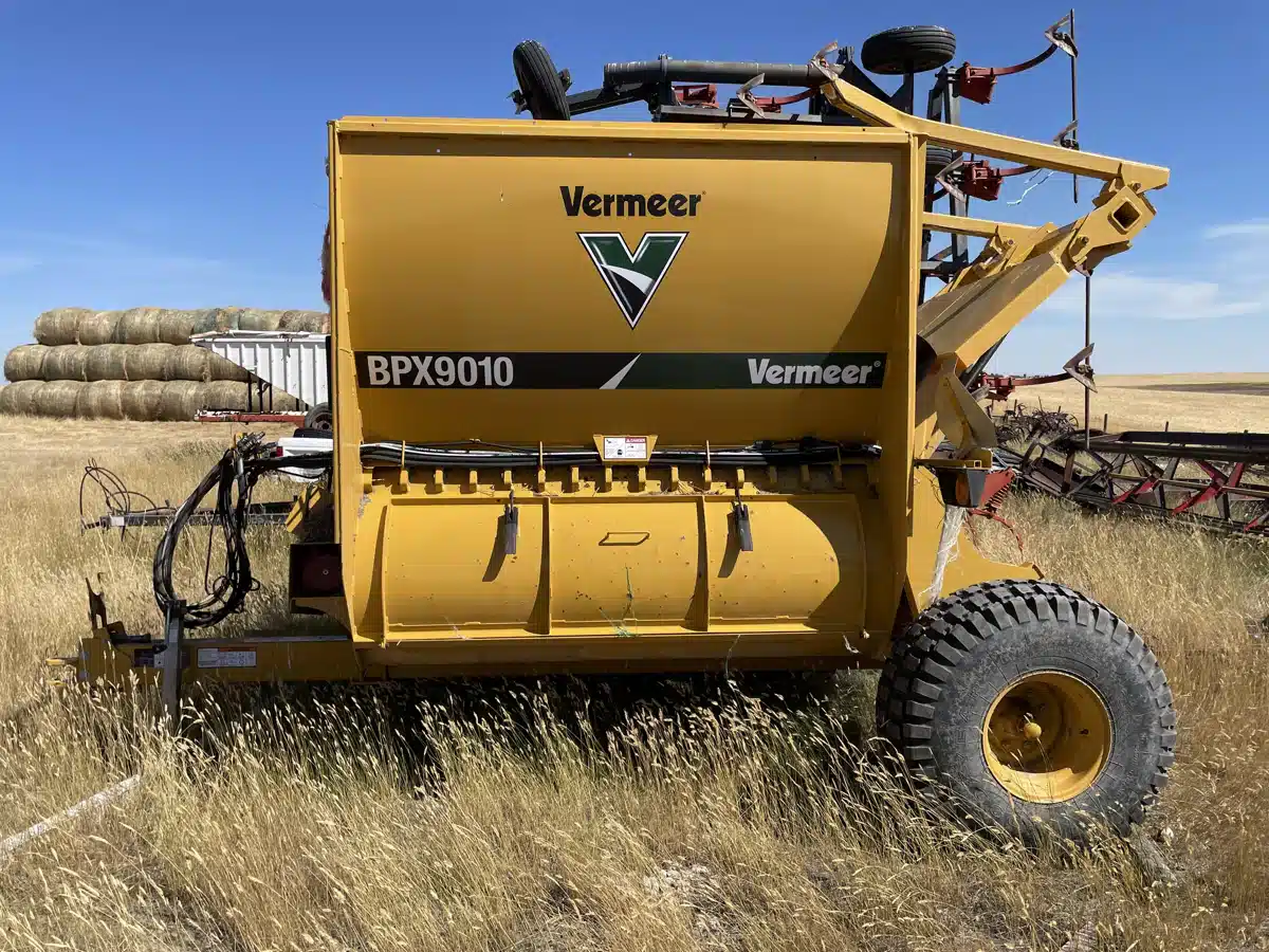 Gallery image 2 for Used 2021 Vermeer BPX9010 Bale Processor