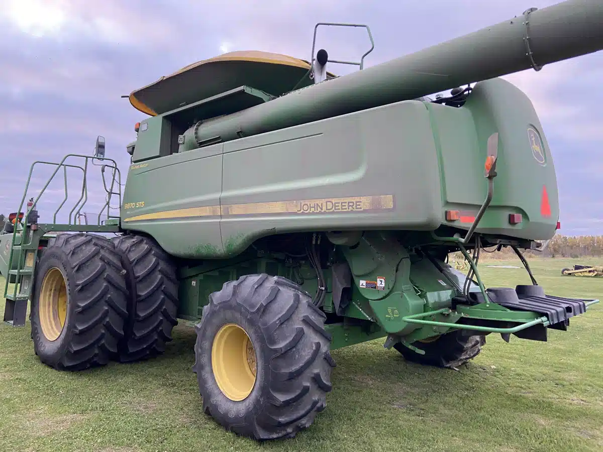 Gallery image 2 for Used 2010 John Deere 9870 STS Combine