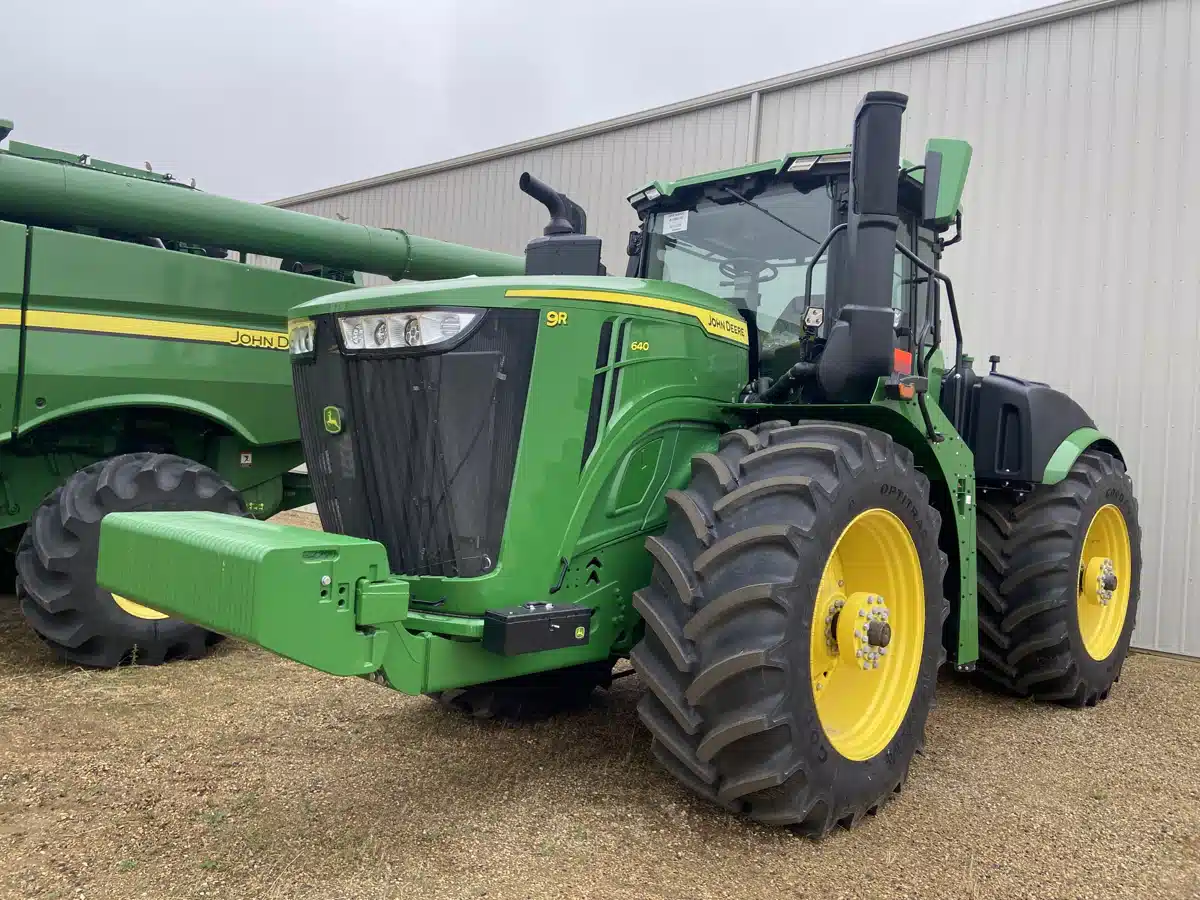 Gallery image 1 for 2024 John Deere 9R 640 Tractor