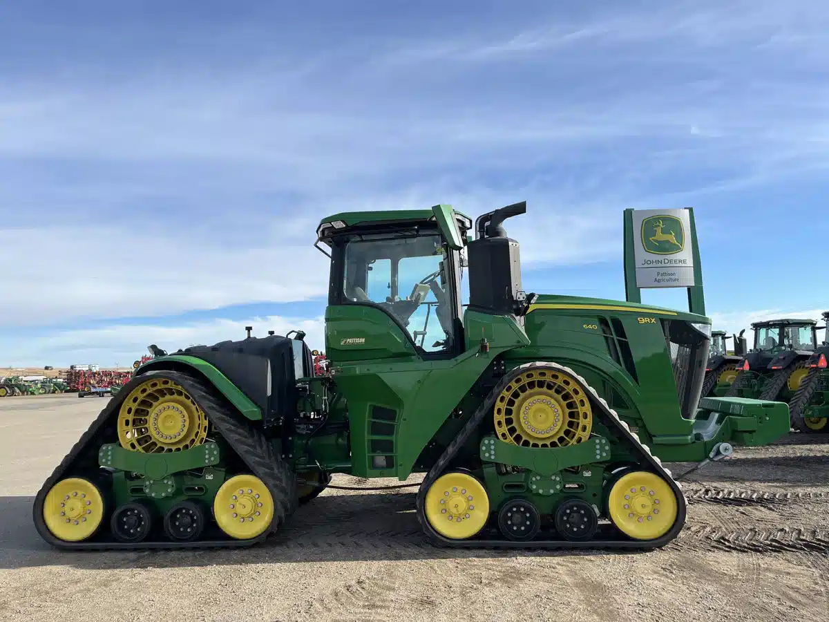 Gallery image 1 for 2023 John Deere 9RX 640 Tractor