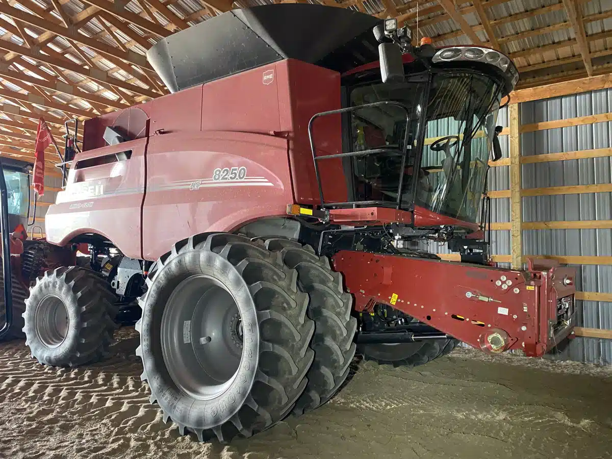 Gallery image 1 for Used 2022 Case IH 8250 Combine