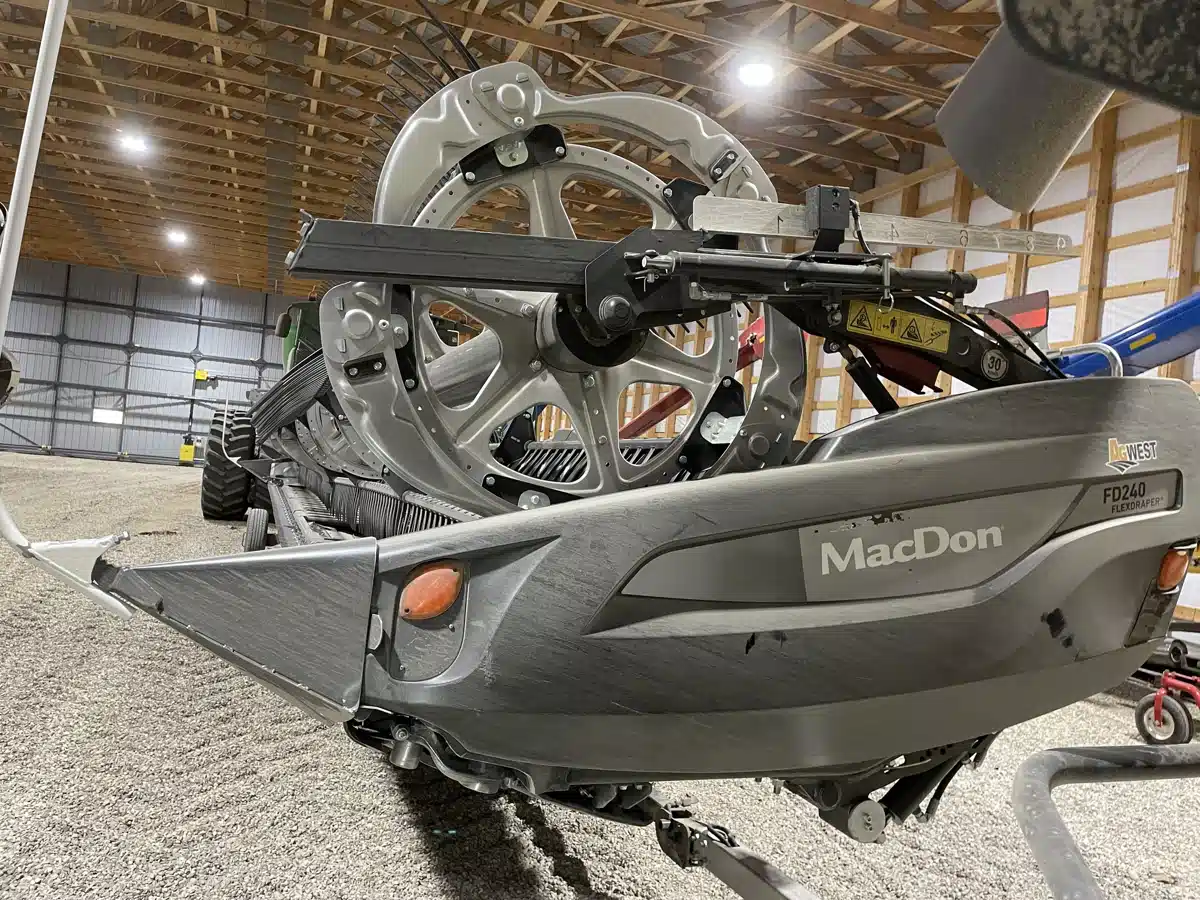 Gallery image 2 for Used 2022 MacDon FD240 Header - Flex Draper