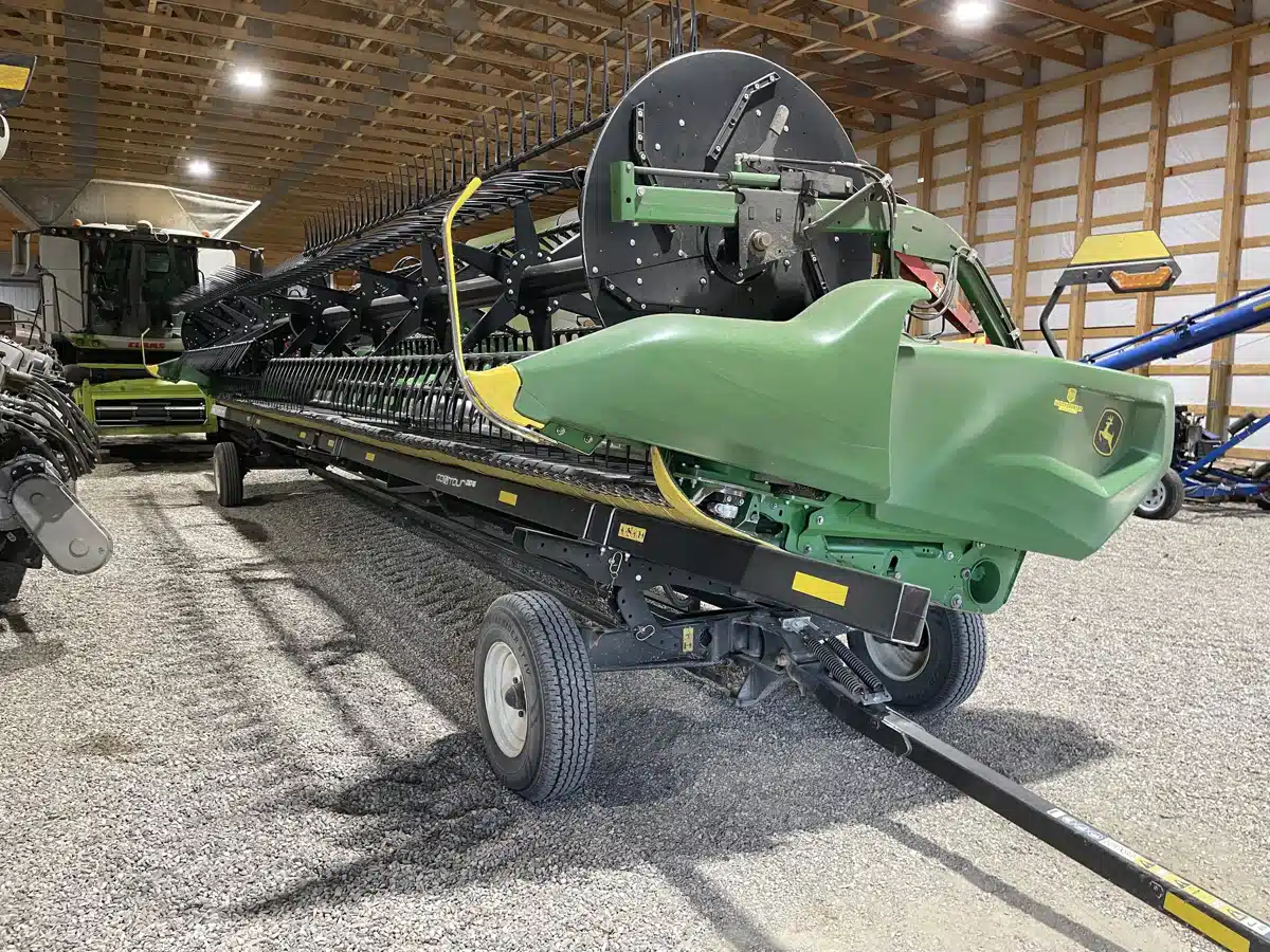 Gallery image 1 for Used 2021 John Deere RD40F Header - Flex