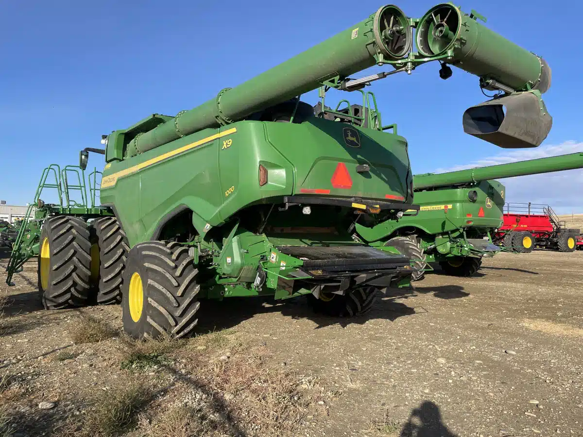 Gallery image 2 for Used 2023 John Deere X9 1000 Combine