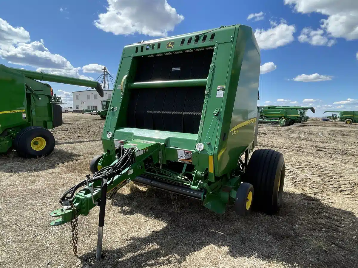 Gallery image 1 for Used 2018 John Deere 560M Round Baler