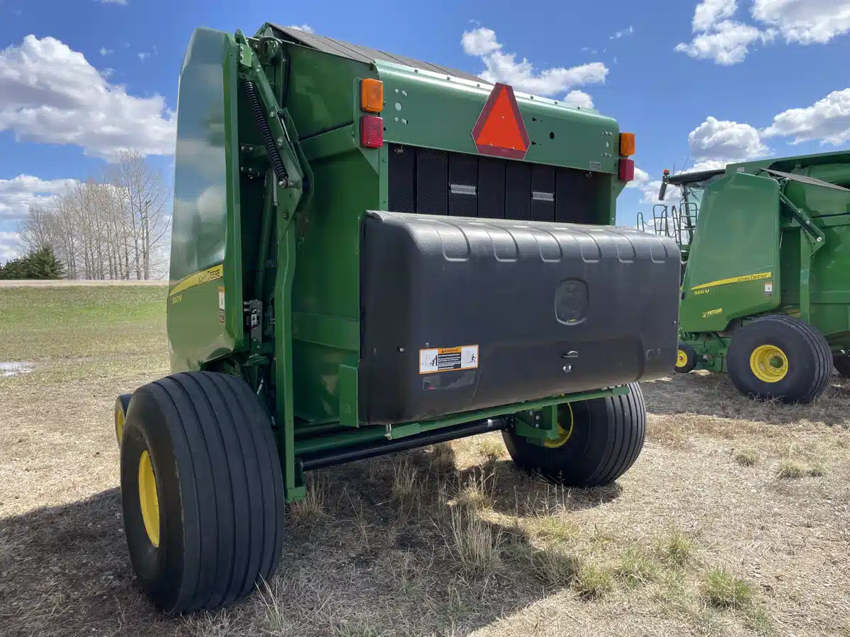 Gallery image 2 for Used 2018 John Deere 560M Round Baler