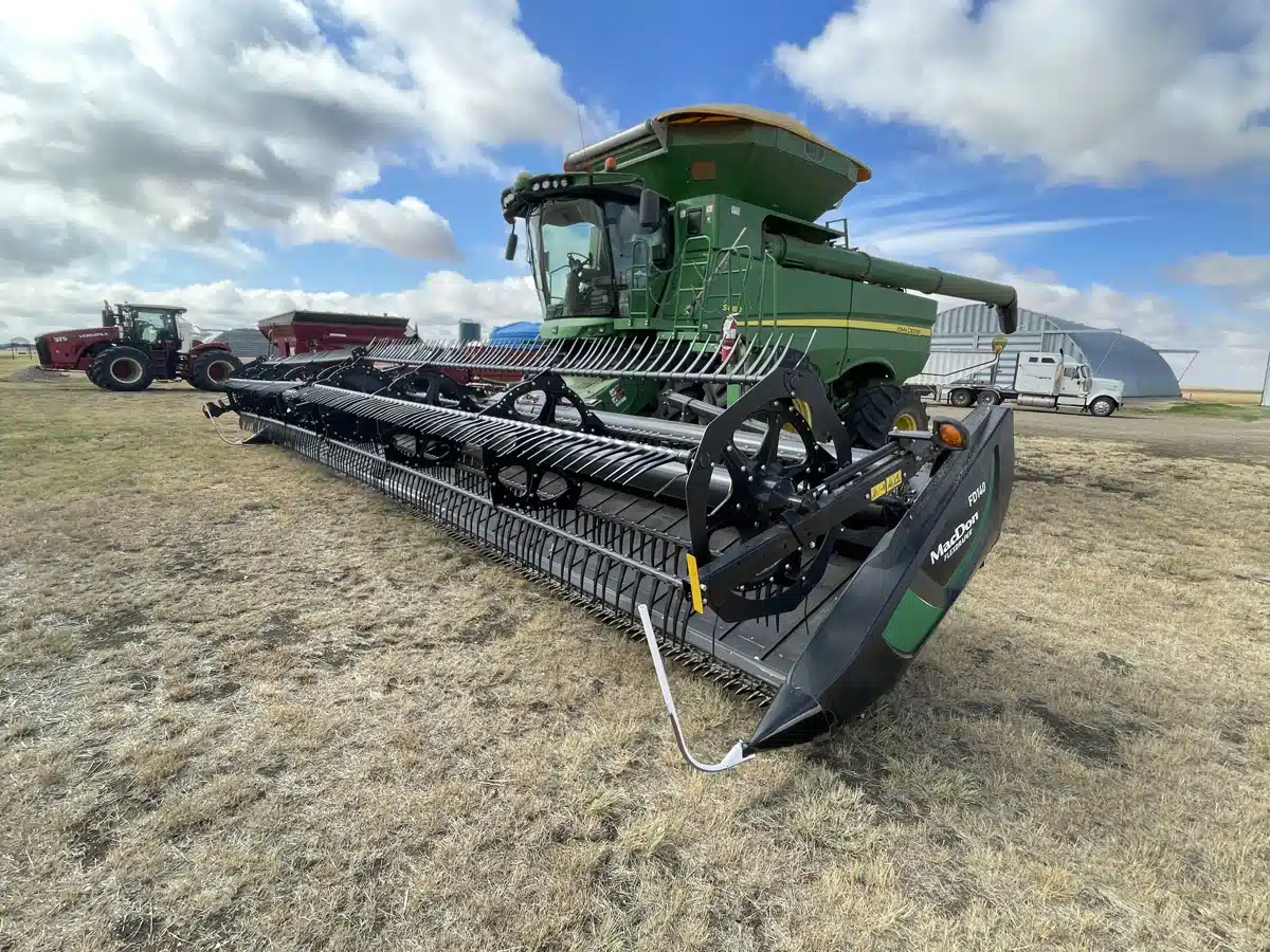 Gallery image 1 for Used 2020 MacDon FD140 Header - Flex Draper