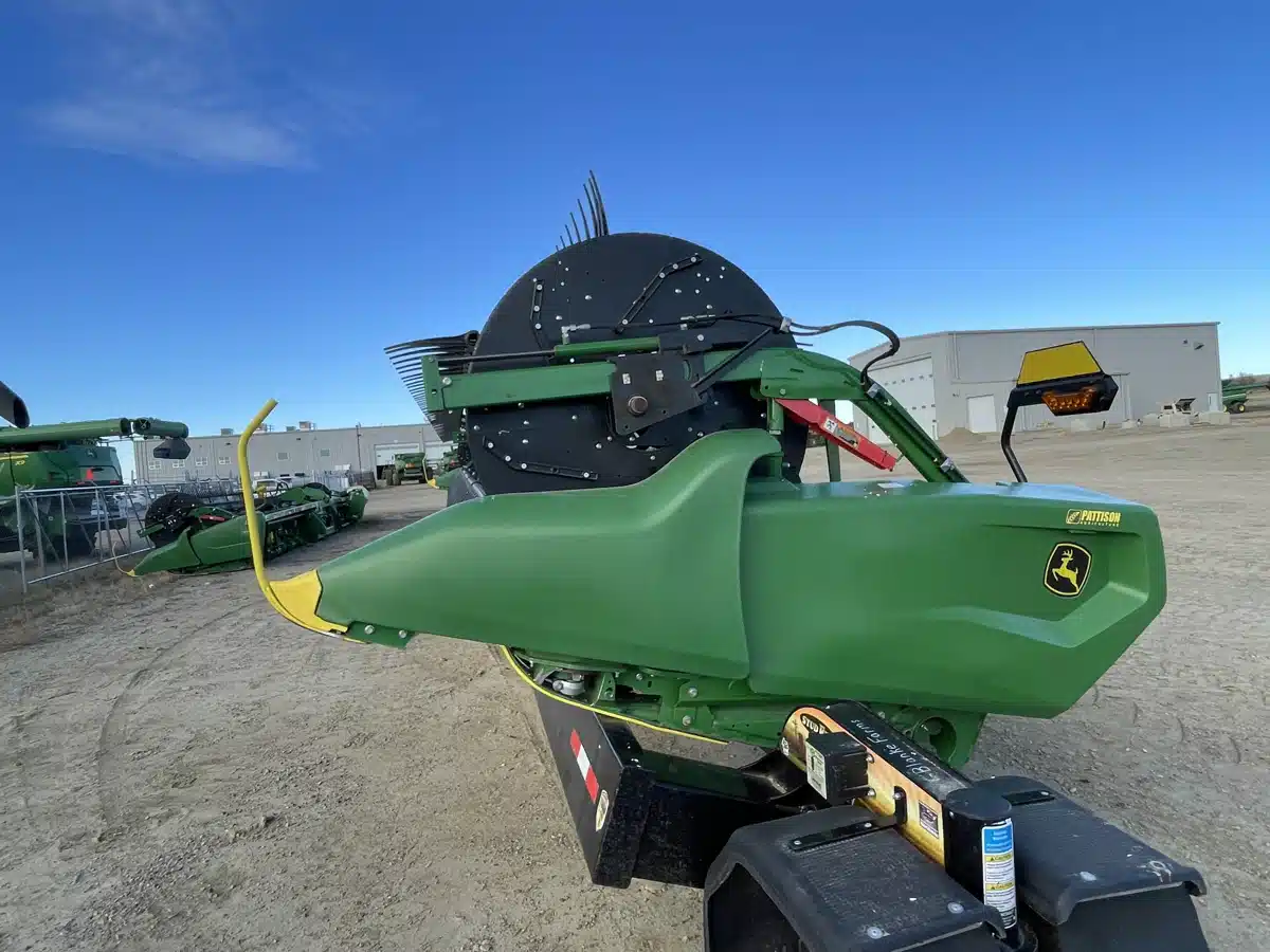 Gallery image 2 for Used 2021 John Deere RD40F Header - Flex