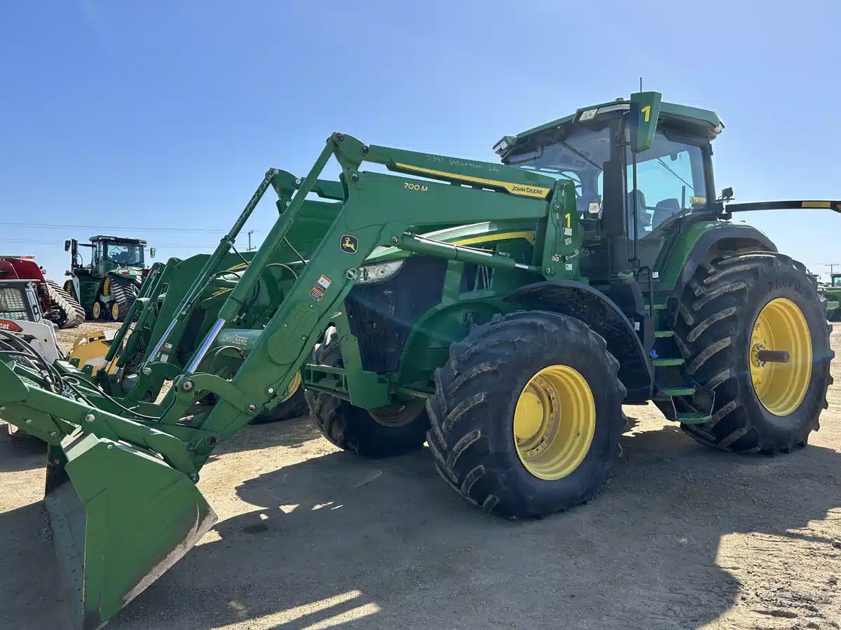 Gallery image 1 for Used 2021 John Deere 7R 210 Tractor