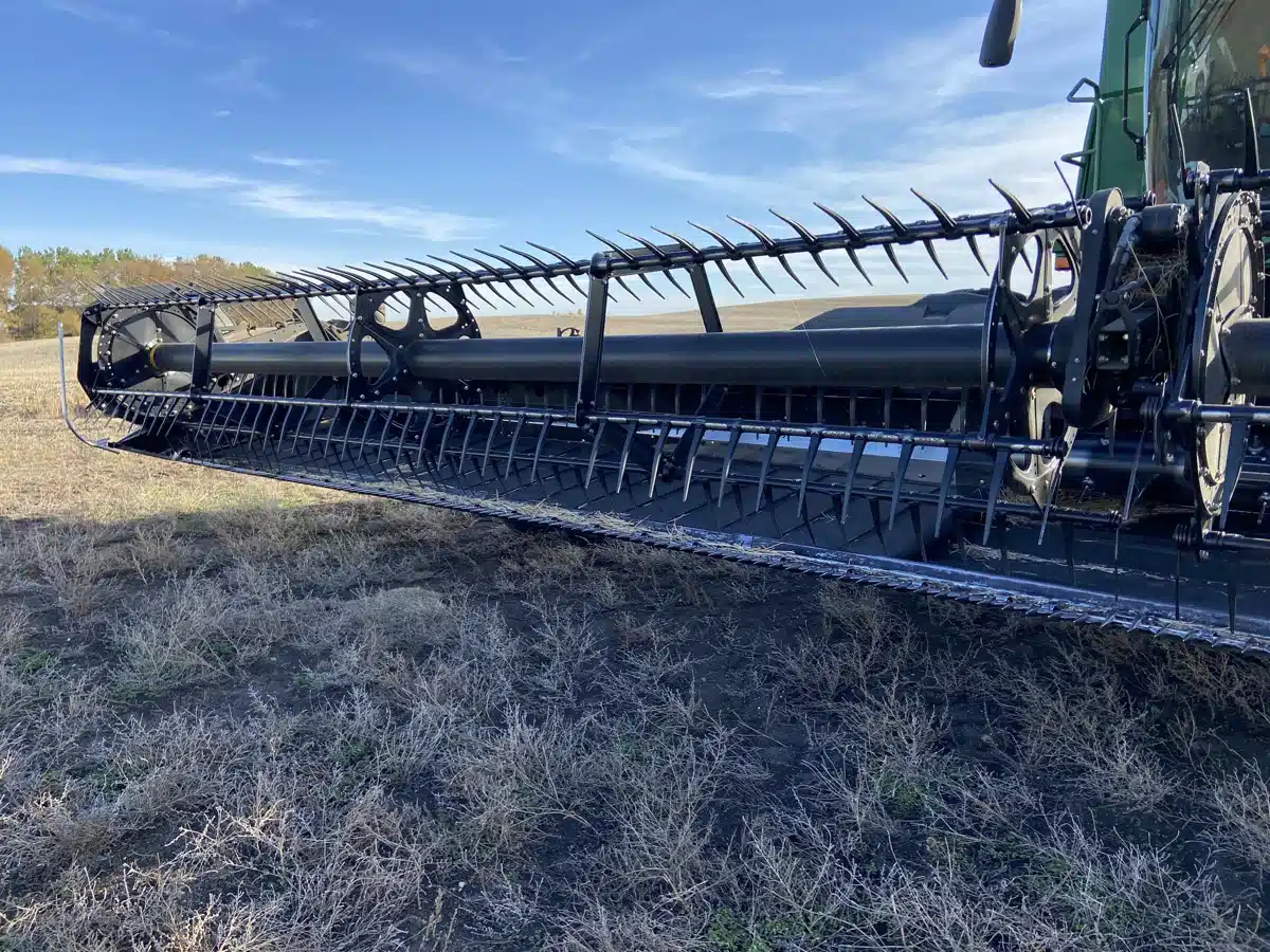 Gallery image 2 for Used 2014 MacDon FD75 Header - Flex Draper