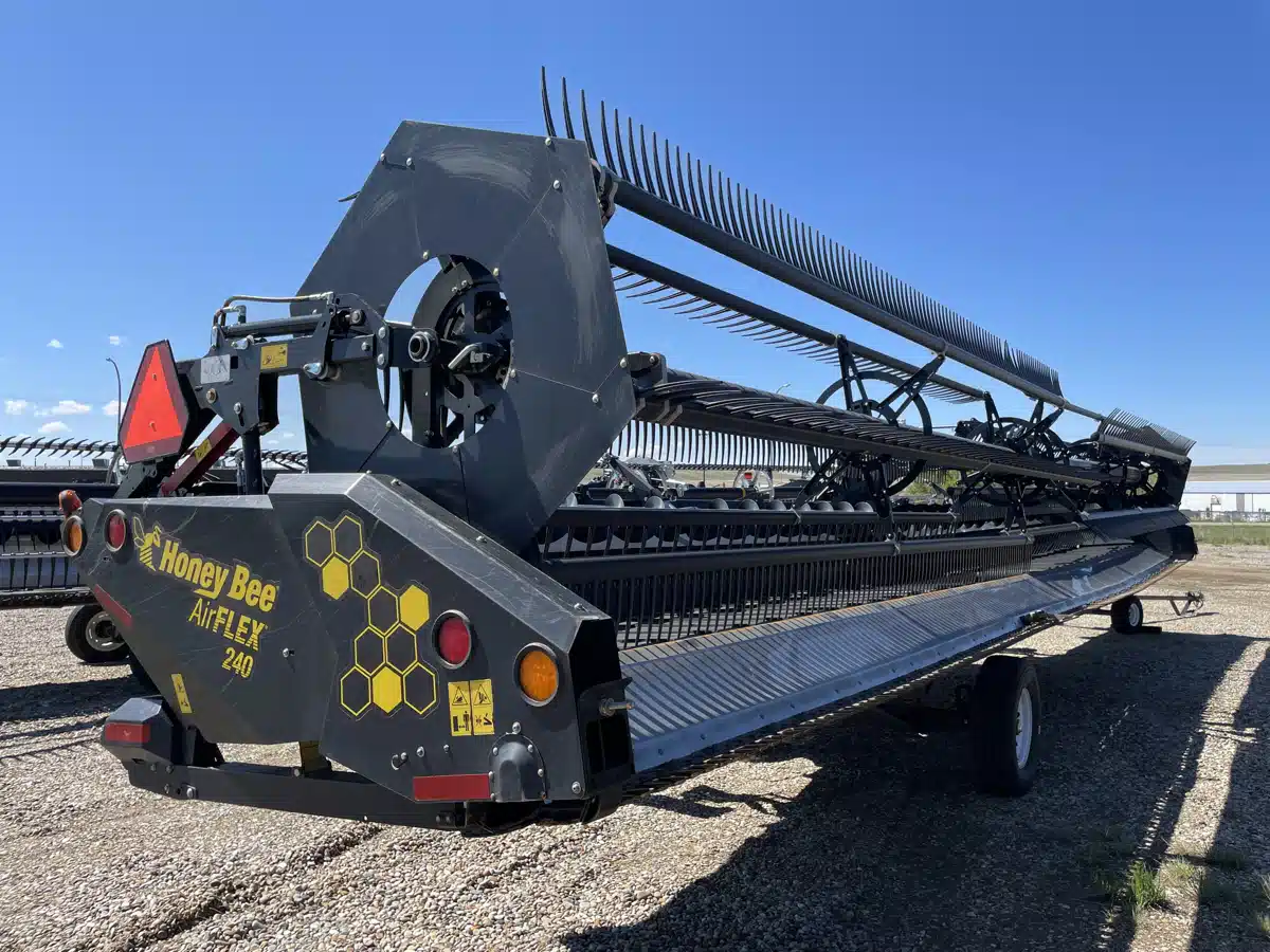 Gallery image 2 for Used 2021 Honey Bee AF240 Header - Draper