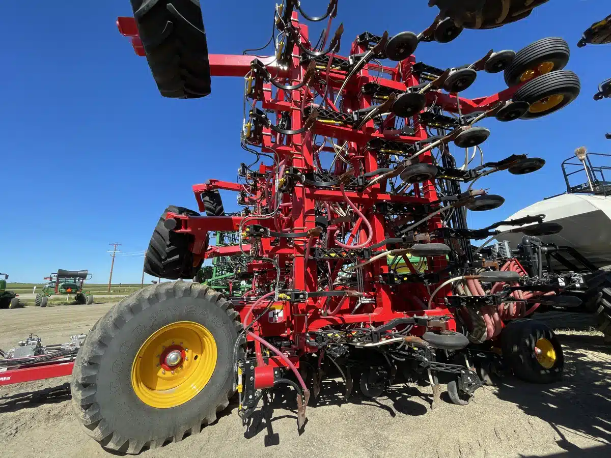 Gallery image 2 for Used 2024 Bourgault 3330-76 Air Drill