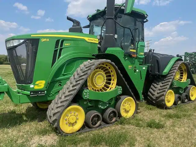 Gallery image 1 for Used 2023 John Deere 9RX 640 Tractor