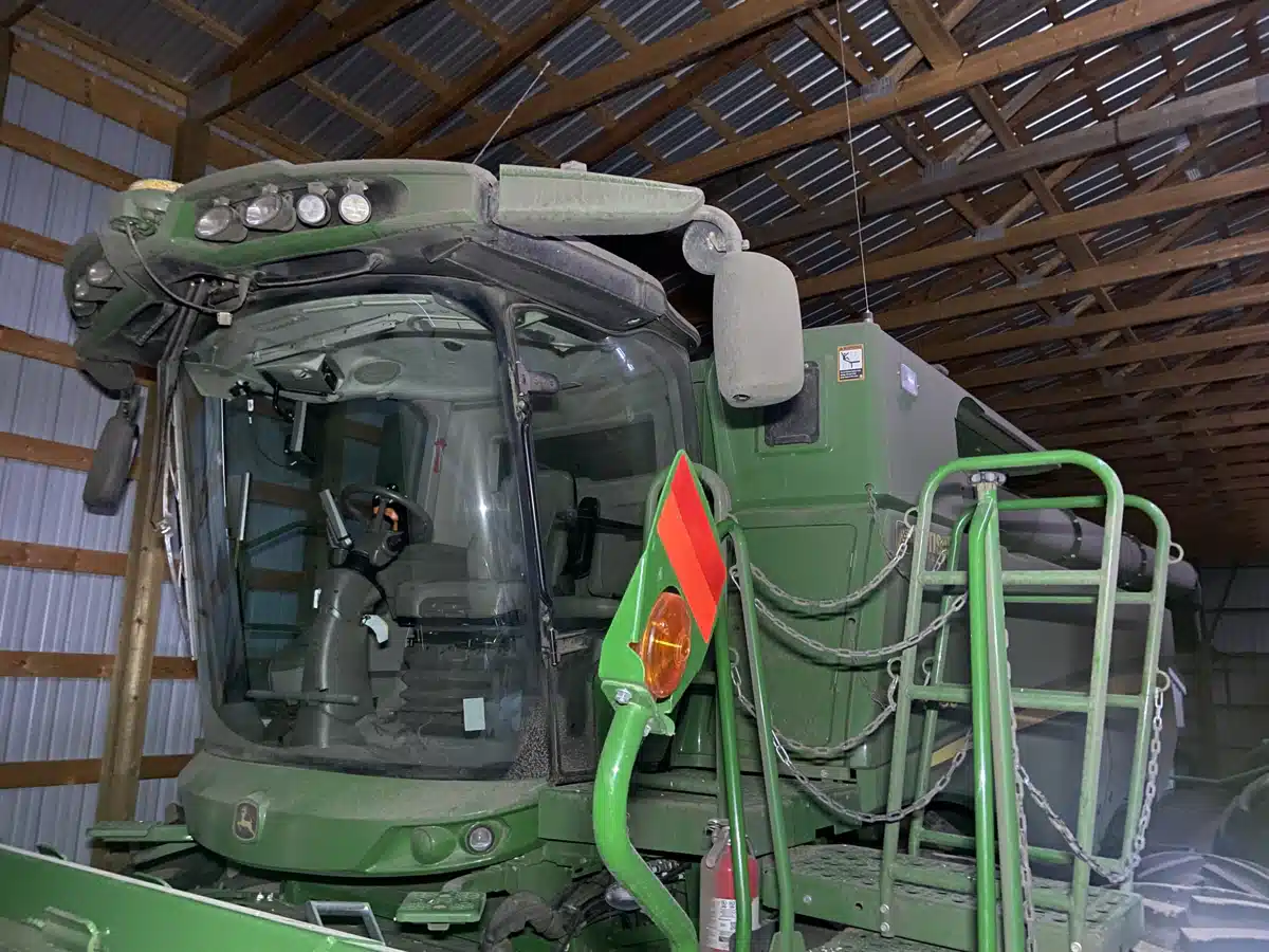 Gallery image 1 for Used 2021 John Deere S790 Combine