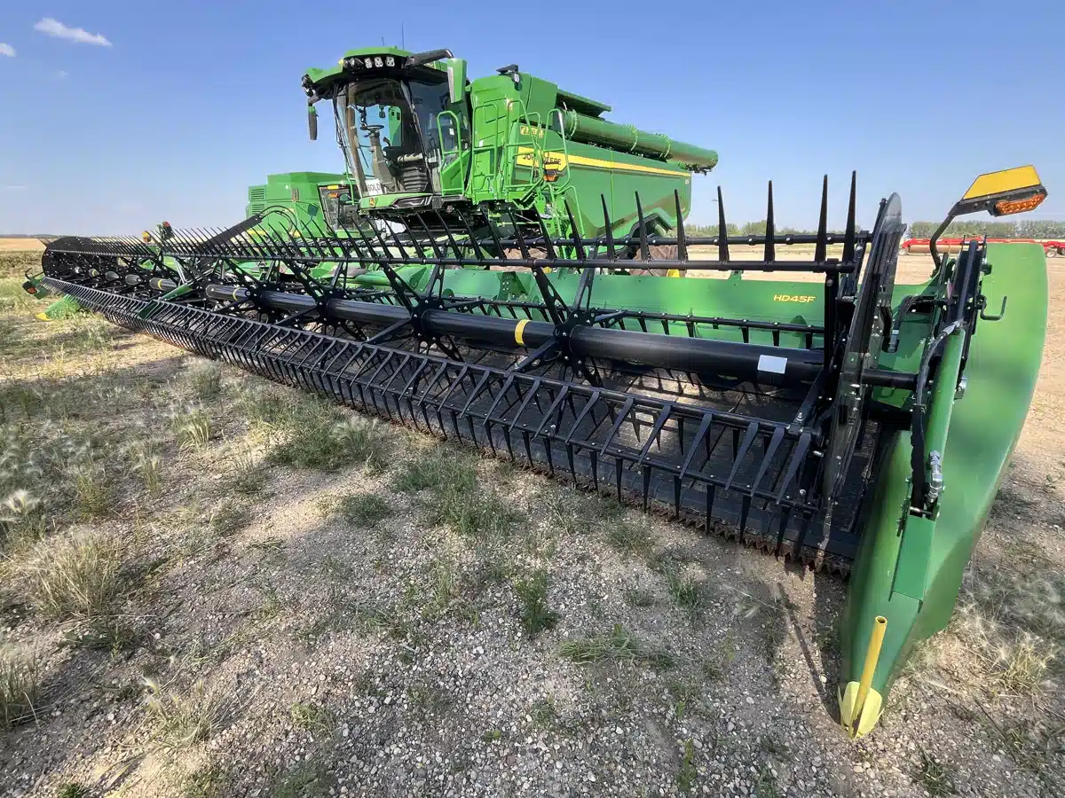Gallery image 1 for Used 2022 John Deere HD45F Header - Flex Draper