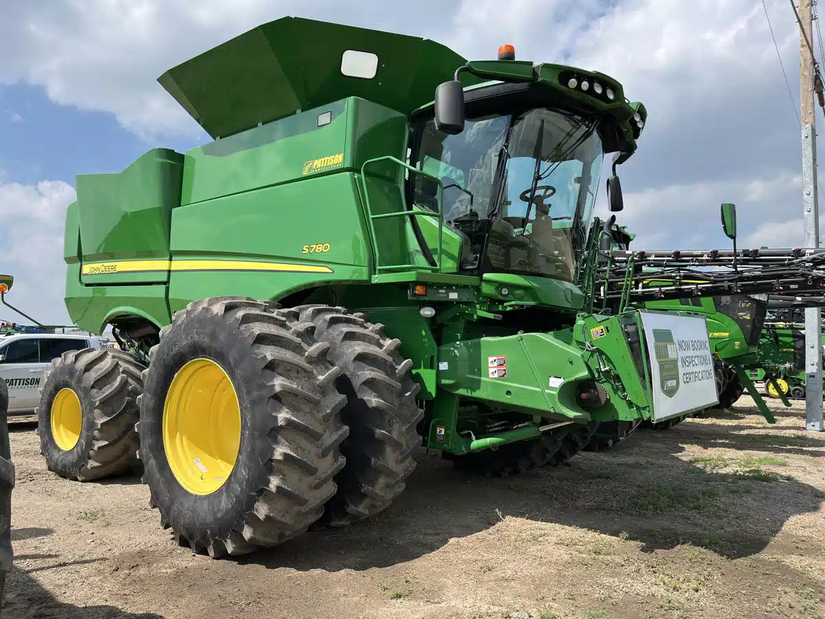 Gallery image 1 for Used 2018 John Deere S780 Combine