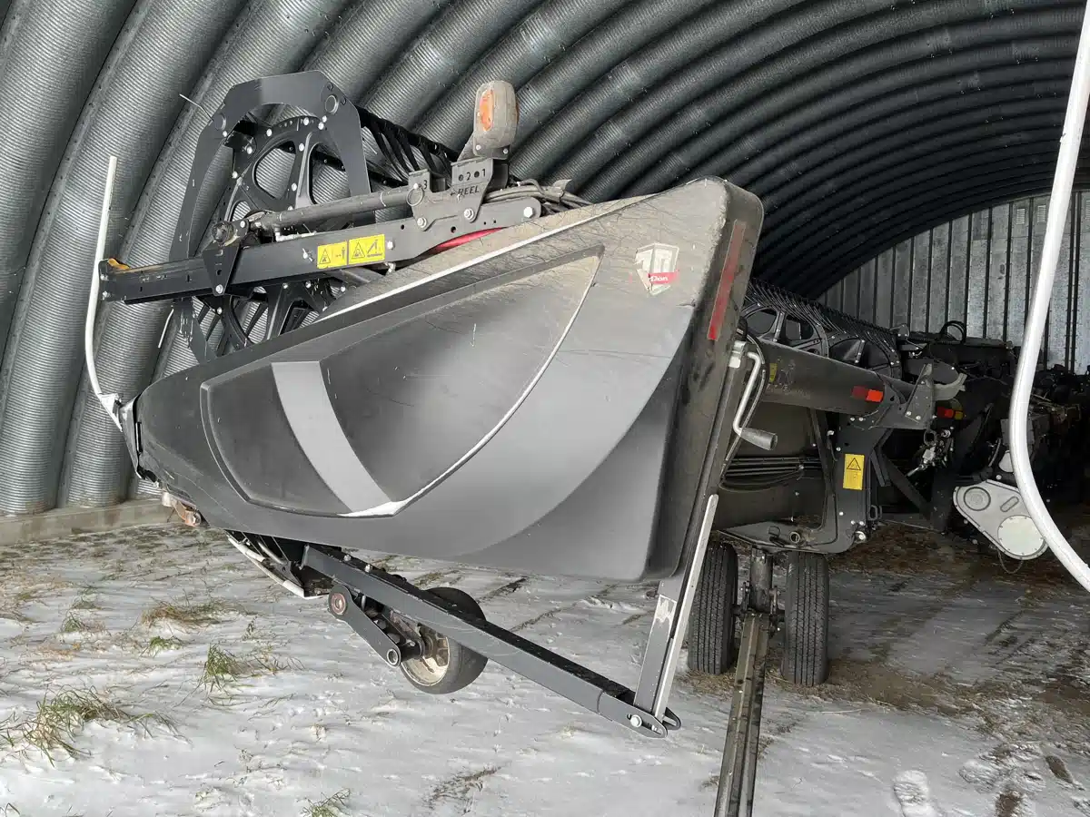 Gallery image 2 for Used 2019 MacDon FD75 Header - Flex Draper