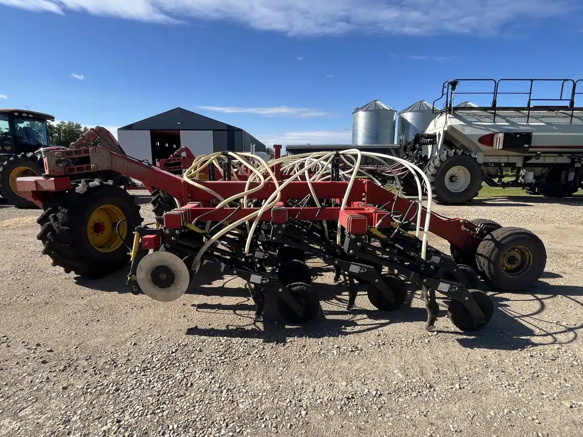 Gallery image 2 for Used 2015 Bourgault 3320-76 Air Drill