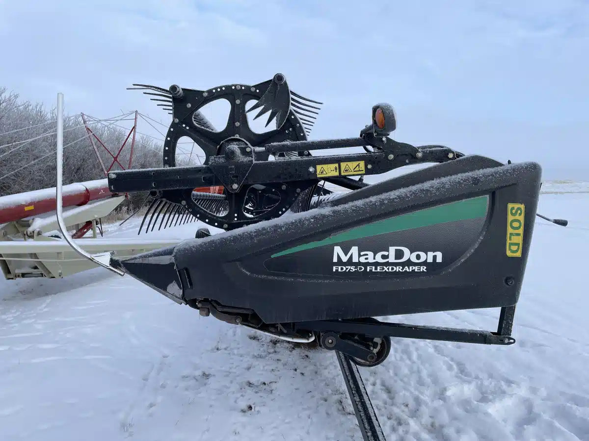 Gallery image 2 for Used 2017 MacDon FD75 Header - Flex Draper
