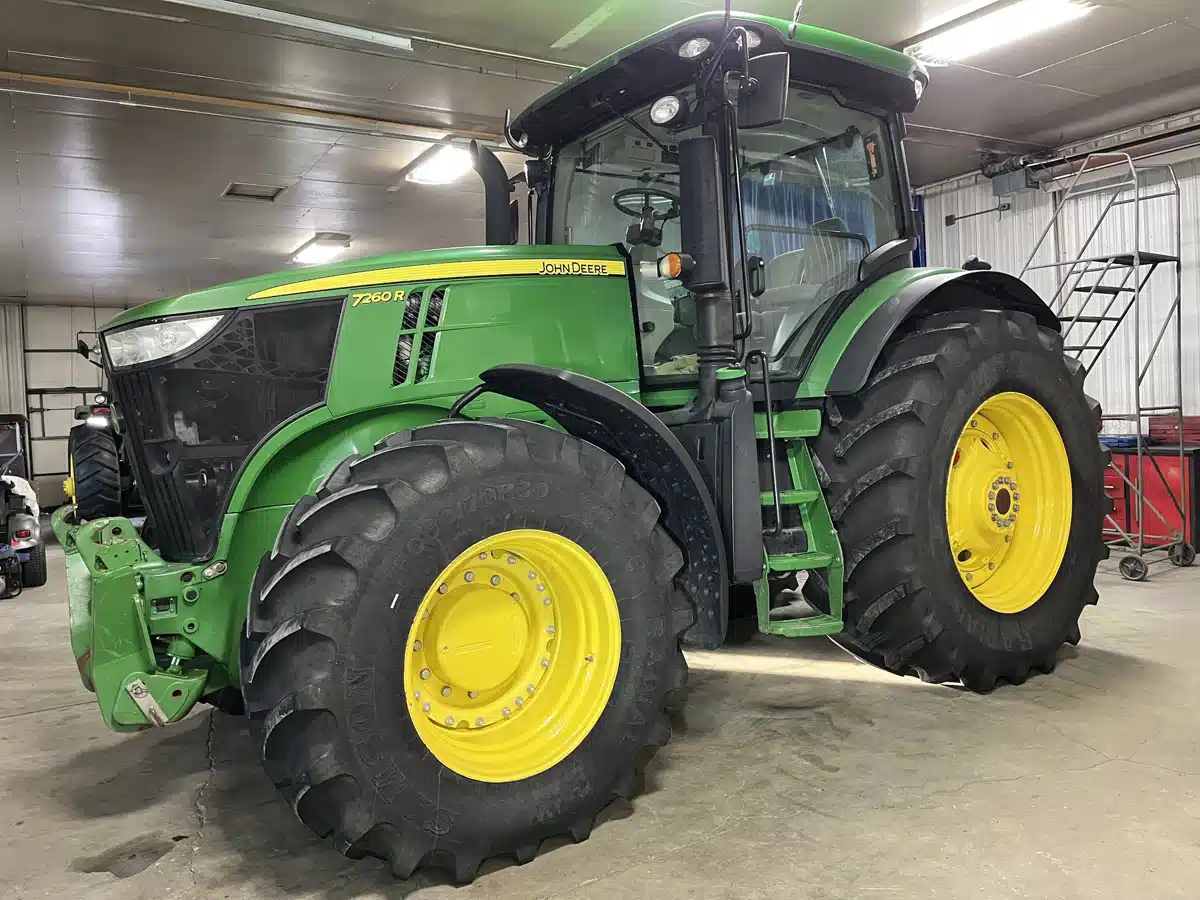 Gallery image 1 for Used 2013 John Deere 7260R Tractor