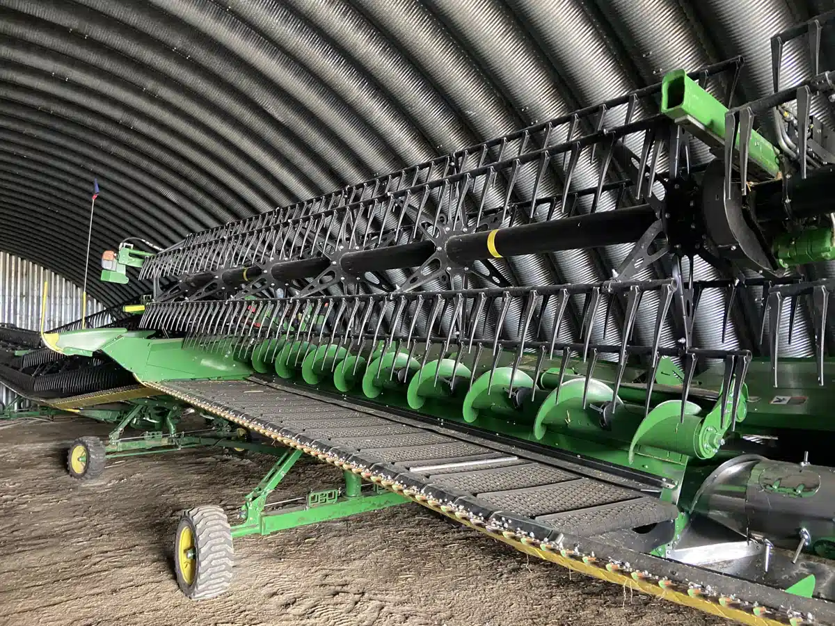 Gallery image 1 for Used 2024 John Deere HD45R Header - Draper
