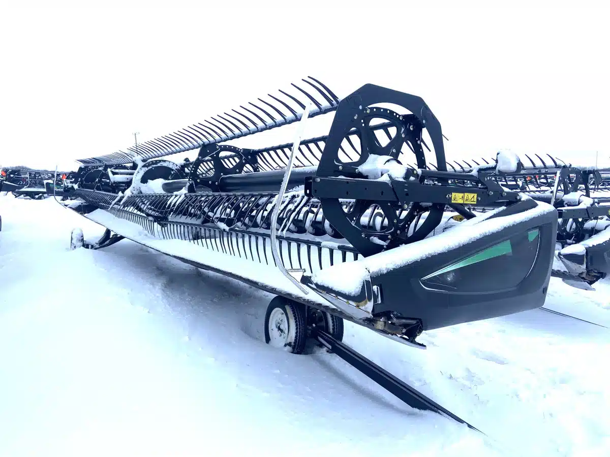Gallery image 2 for Used 2016 MacDon FD75 Header - Flex Draper