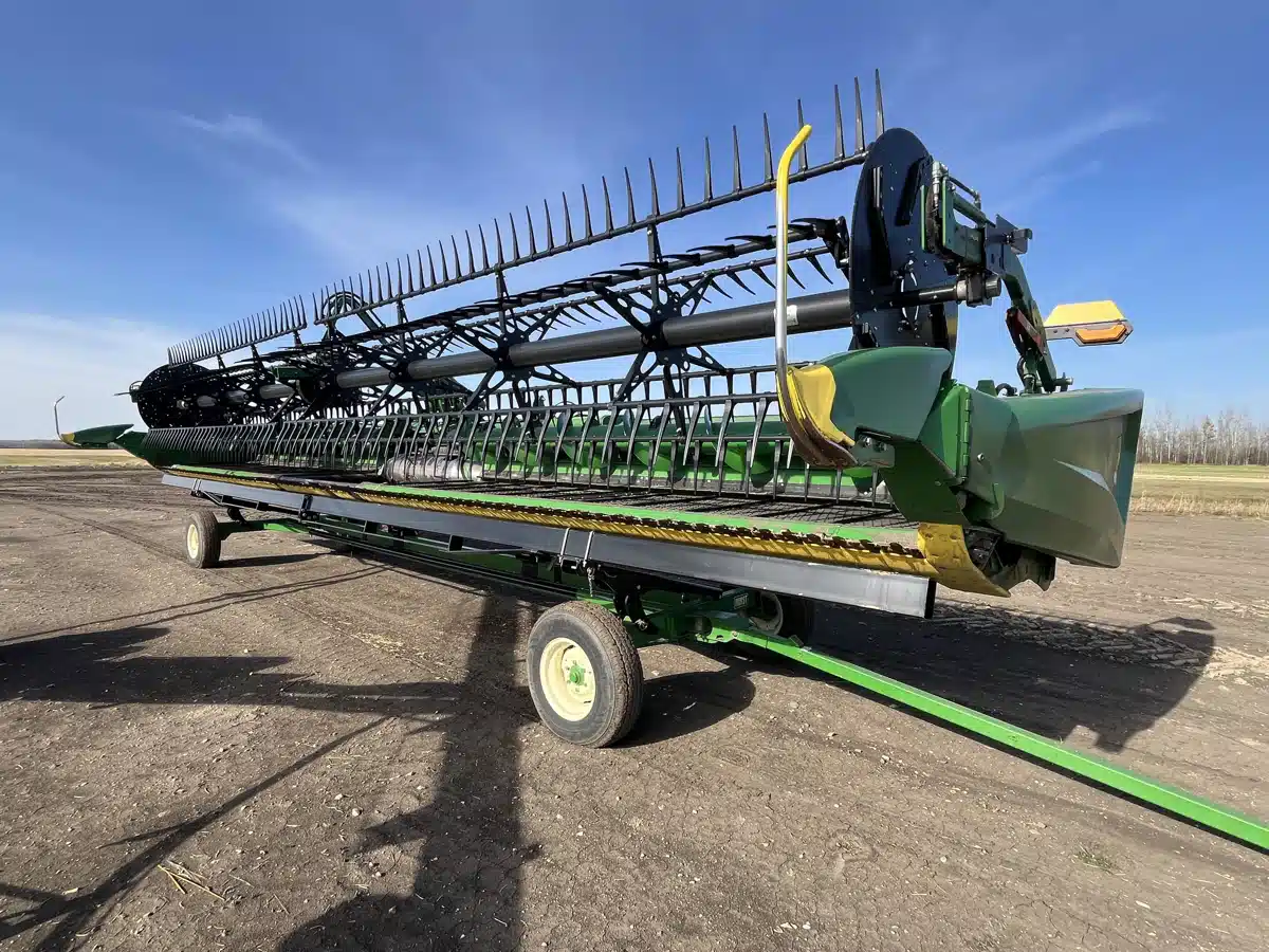 Gallery image 1 for Used 2021 John Deere HD35R Header Combine