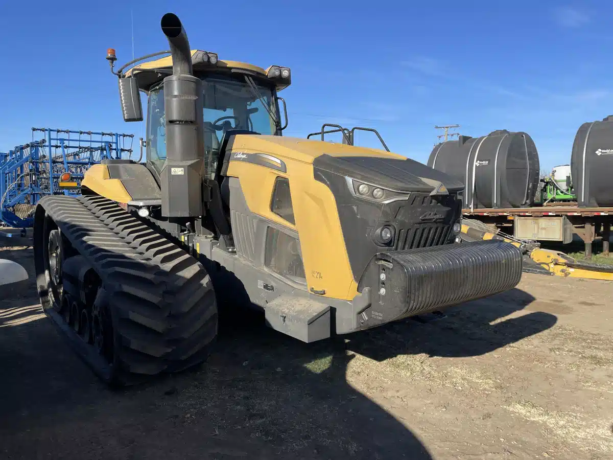 Gallery image 2 for Used 2024 Challenger MT867 Tractor