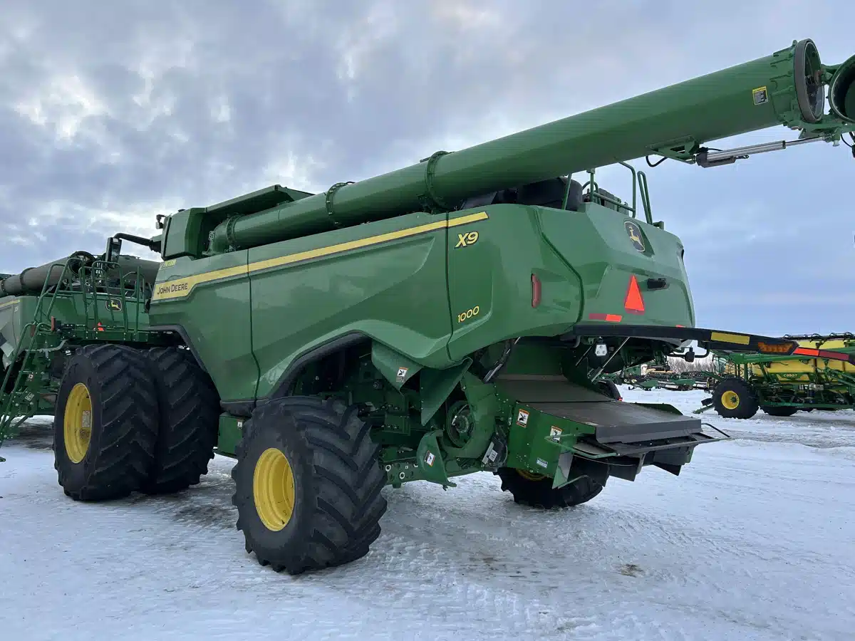 Gallery image 2 for Used 2023 John Deere X9 1000 Combine