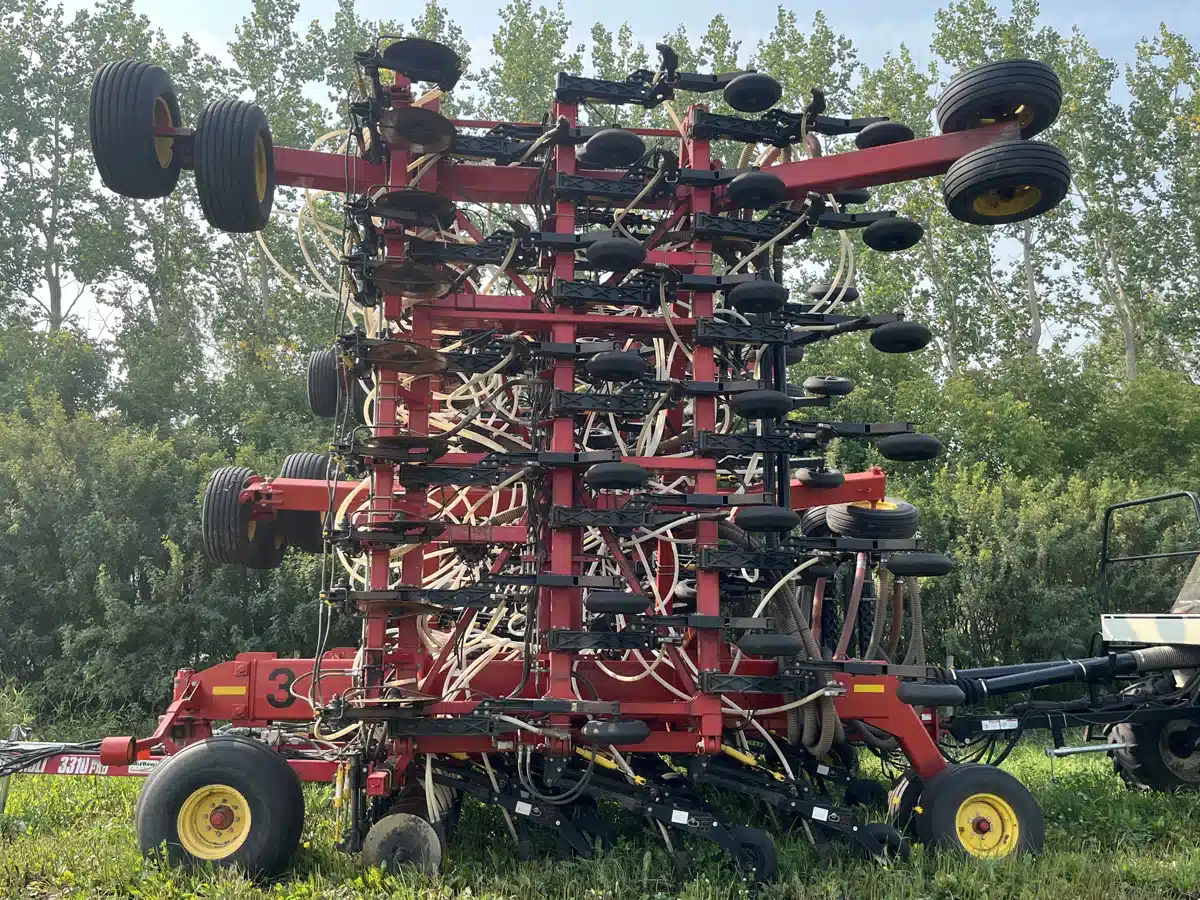 Gallery image 2 for Used 2011 Bourgault 3310 Air Drill