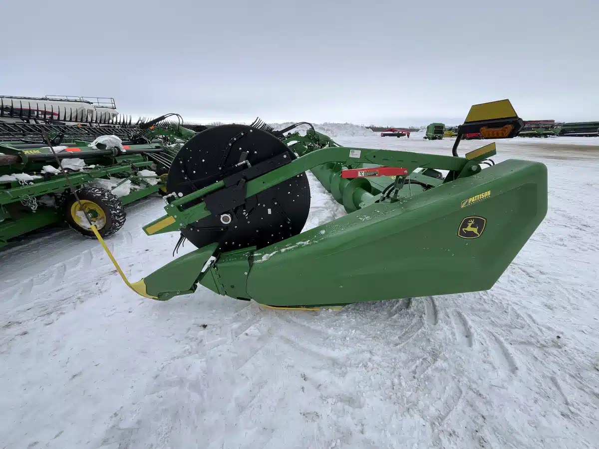 Gallery image 2 for Used 2024 John Deere HD40R Header Combine