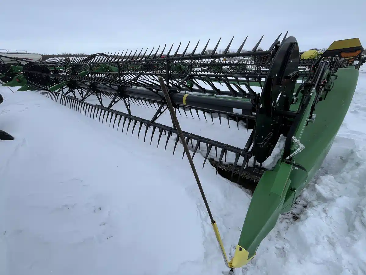 Gallery image 1 for Used 2024 John Deere HD40R Header Combine