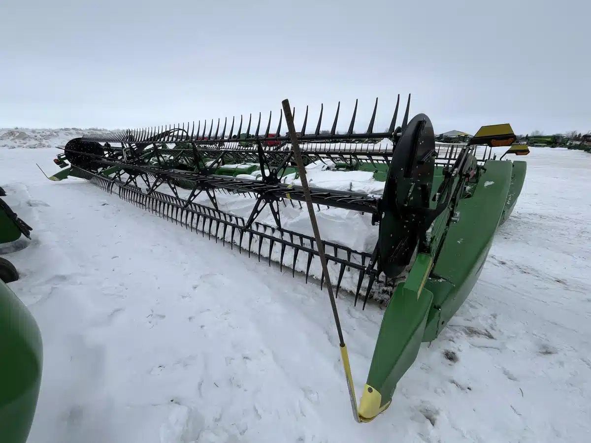 Gallery image 1 for Used 2024 John Deere HD40R Header Combine