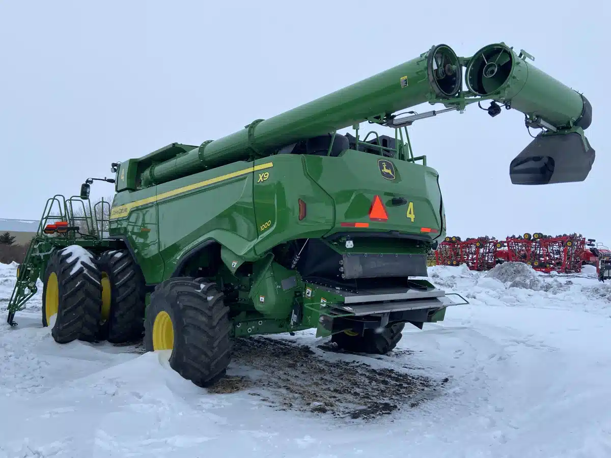 Gallery image 2 for Used 2024 John Deere X9 1000 Combine