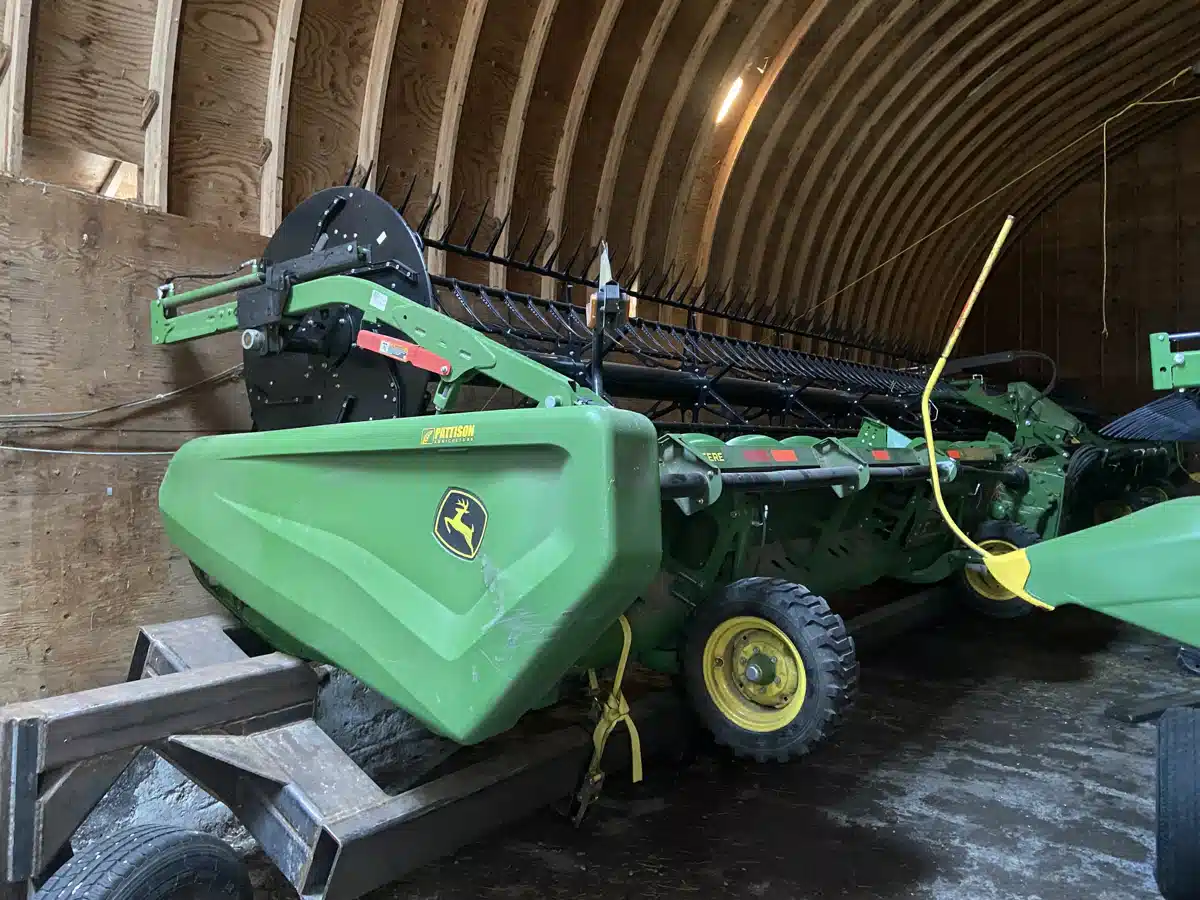 Gallery image 1 for Used 2024 John Deere HD50R Header - Draper