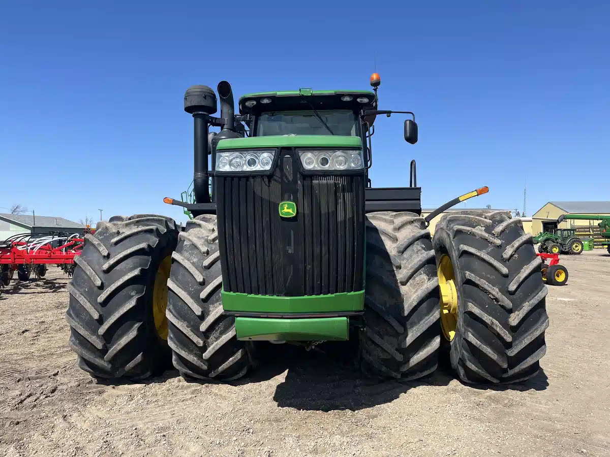 Gallery image 2 for Used 2013 John Deere 9510R Tractor