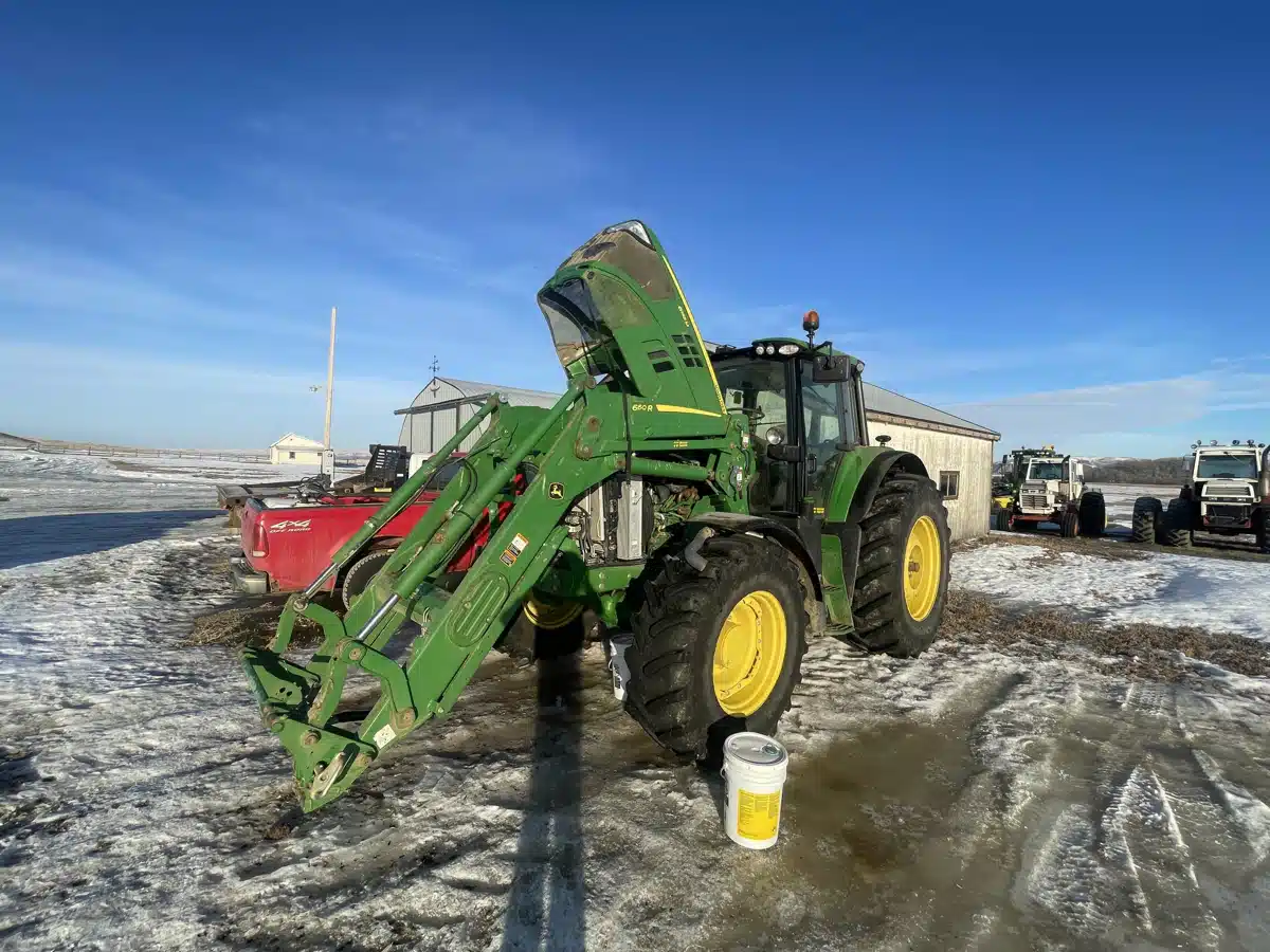 Gallery image 1 for Used 2021 John Deere 6155M Tractor