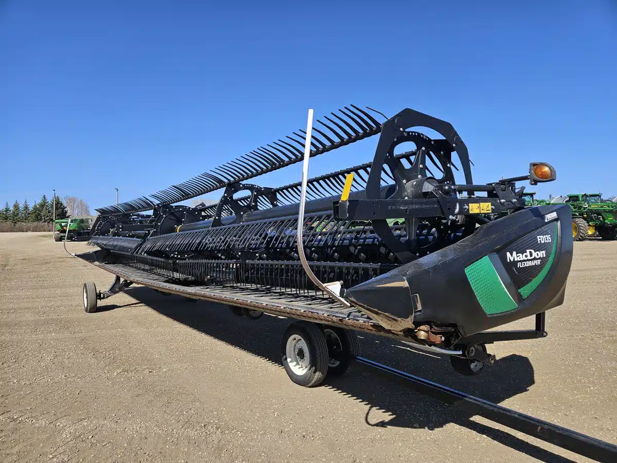 Gallery image 1 for Used 2020 MacDon FD135 Header - Draper