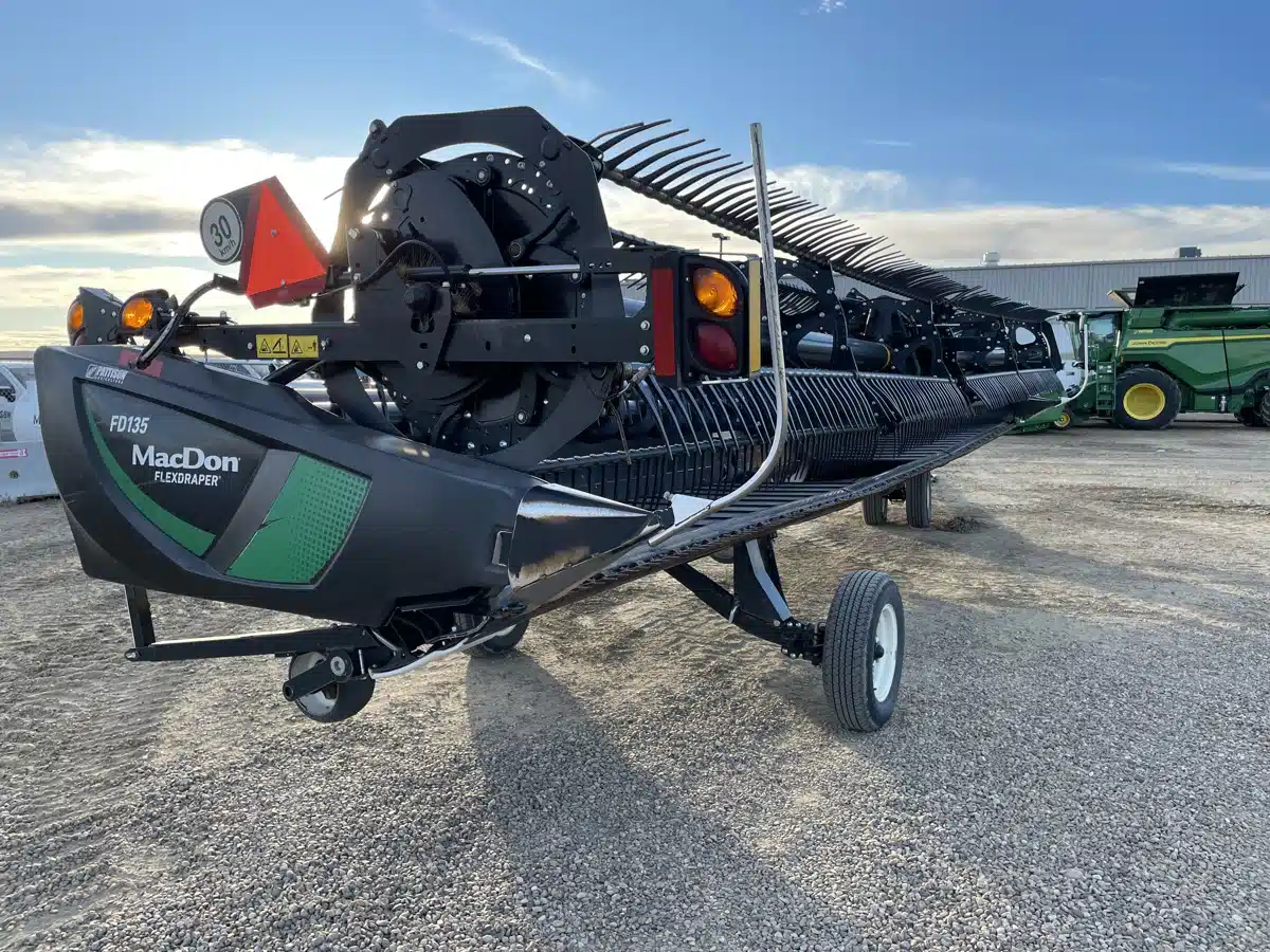 Gallery image 2 for Used 2022 MacDon FD135 Header - Draper