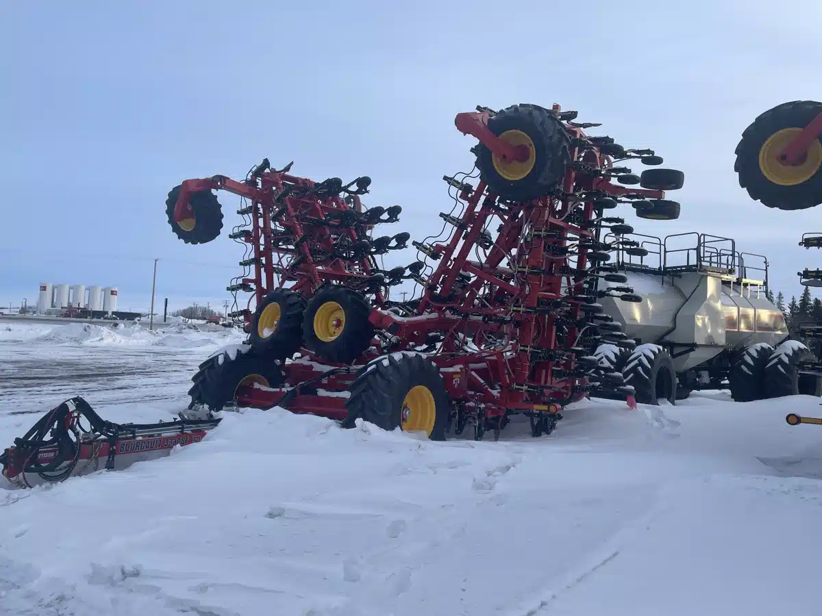 Gallery image 1 for Used 2025 Bourgault 3330-84 SE Air Drill