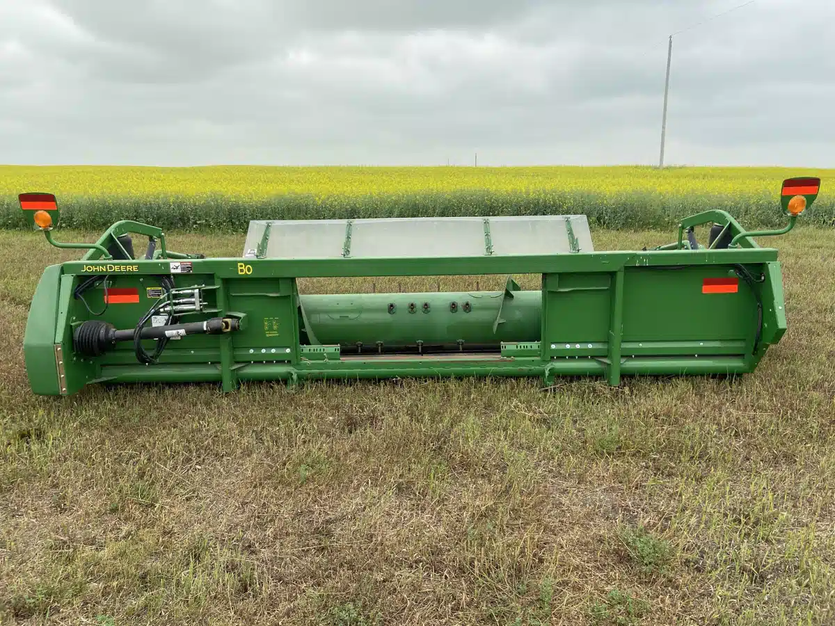Gallery image 2 for Used 2020 John Deere 615P Header - Pickup
