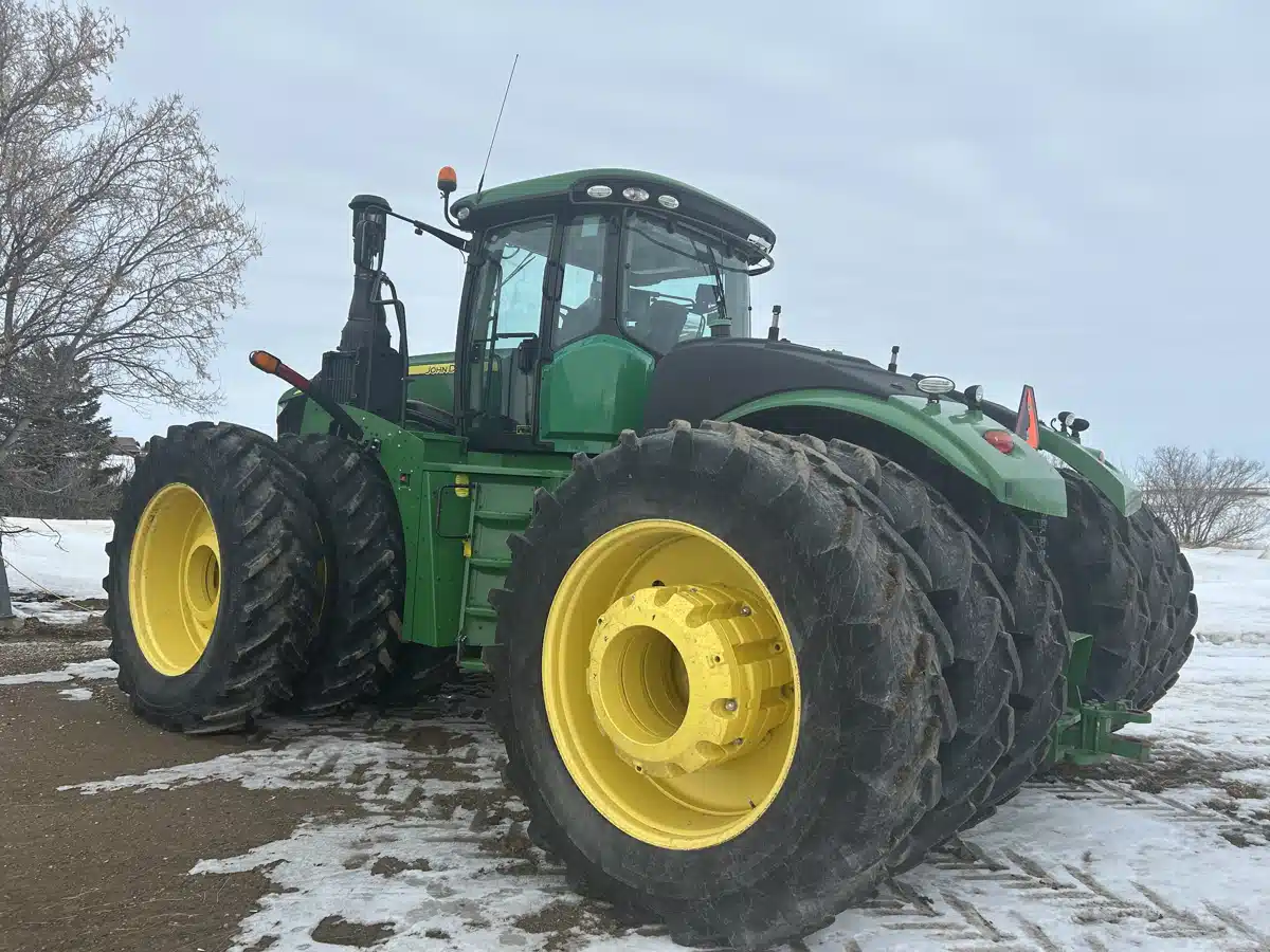 Gallery image 2 for Used 2017 John Deere 9620R Tractor