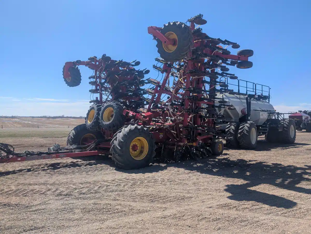 Gallery image 2 for Used 2016 Bourgault 3320-SIZE-UNSPECIFIED Air Drill